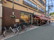 v20251003033705/fresh/building/J00100411284_9