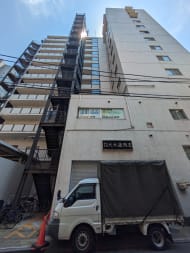 v20251003150706/fresh/building/J00100374224_6
