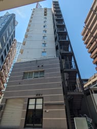 v20251003150706/fresh/building/J00100374224_8