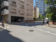 v20251003150706/fresh/building/J00100374240_2