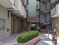 v20251003150706/fresh/building/J00100374240_9