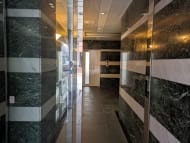 v20251003150706/fresh/building/J00100374369_15