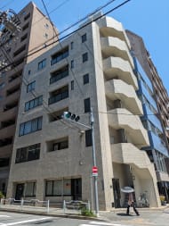 v20251003150706/fresh/building/J00100374385_1