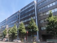 v20251003150706/fresh/building/J00100389317_6