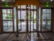 v20251003150706/fresh/building/J00100389753_15