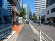 v20251003150706/fresh/building/J00100390406_2