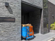 v20251003150706/fresh/building/J00100394263_12