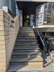 v20251003150706/fresh/building/J00100401649_3