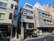 v20251003150706/fresh/building/J00100401649_5
