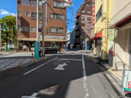v20251003150706/fresh/building/J00100402398_9