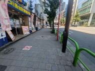 v20251003150706/fresh/building/J00100438927_9