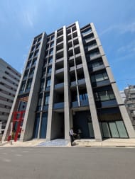v20251003150706/fresh/building/J00100502974_9