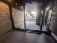 v20251003150706/fresh/building/J00100609368_11