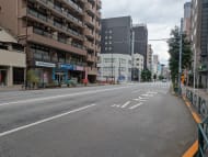 v20251006150705/fresh/building/J00100359899_16