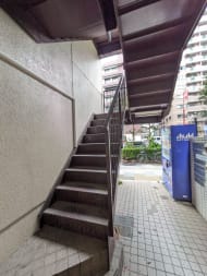 v20251006150705/fresh/building/J00100365093_19