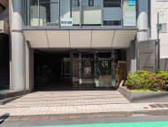 v20251006150705/fresh/building/J00100372032_9