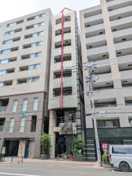 v20251006150705/fresh/building/J00100379275_8