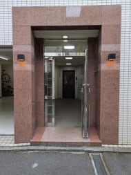 v20251006150705/fresh/building/J00100379742_3