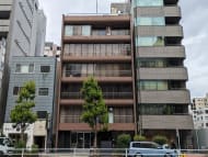 v20251006150705/fresh/building/J00100382192_1