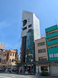 v20251006150705/fresh/building/J00100394117_5