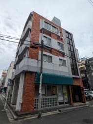 v20251006150705/fresh/building/J00100394594_8