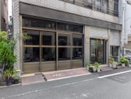 v20251006150705/fresh/building/J00100396218_9