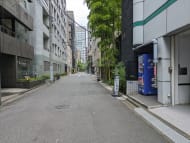 v20251006150705/fresh/building/J00100404213_2