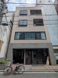 v20251006150705/fresh/building/J00100406321_1