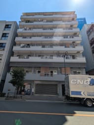 v20251006150705/fresh/building/J00100415042_1