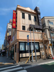 v20251006150705/fresh/building/J00100490000_7