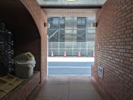 v20251007150704/fresh/building/J00100357295_12