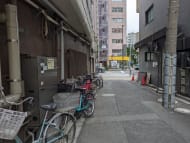 v20251007150704/fresh/building/J00100360678_16