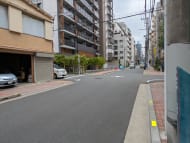 v20251007150704/fresh/building/J00100366529_14