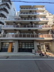 v20251007150704/fresh/building/J00100368493_1