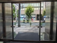 v20251007150704/fresh/building/J00100374035_11