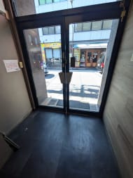 v20251007150704/fresh/building/J00100375467_10