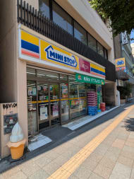 v20251007150704/fresh/building/J00100380209_9