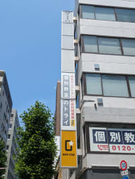 v20251007150704/fresh/building/J00100382206_12