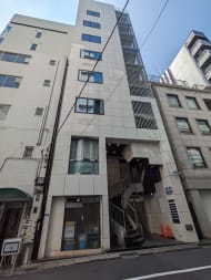 v20251007150704/fresh/building/J00100382218_10