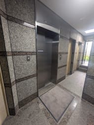 v20251007150704/fresh/building/J00100382650_4