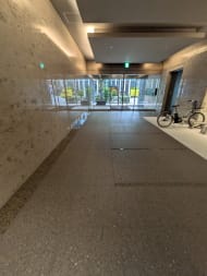 v20251007150704/fresh/building/J00100382651_9