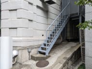 v20251007150704/fresh/building/J00100385658_12