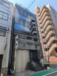 v20251007150704/fresh/building/J00100389666_8