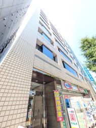 v20251007150704/fresh/building/J00100392464_14