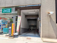 v20251007150704/fresh/building/J00100392464_19