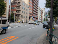 v20251007150704/fresh/building/J00100393772_16