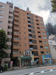 v20251007150704/fresh/building/J00100393772_7