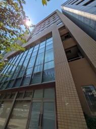 v20251007150704/fresh/building/J00100393947_9