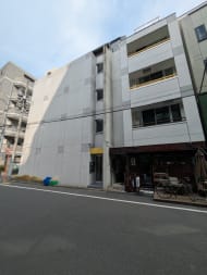 v20251007150704/fresh/building/J00100393957_10