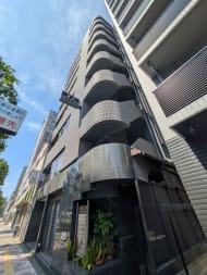 v20251007150704/fresh/building/J00100401472_9